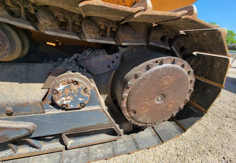 2014 Case 1650M XLT photo 27