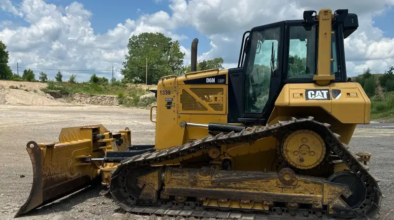 2012 Caterpillar D6N LGP photo 8