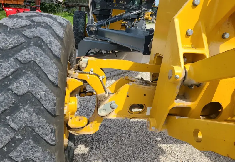 2016 John Deere 770G photo 47
