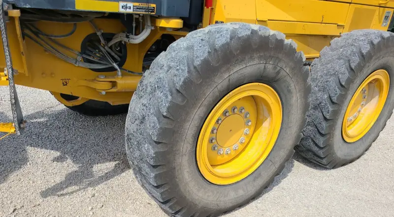 2016 John Deere 770G photo 73