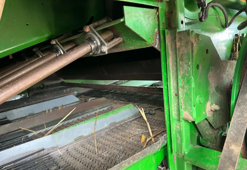 2001 John Deere 9550 photo 46