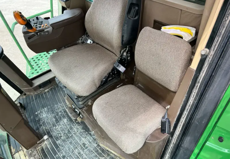 2001 John Deere 9550 photo 93