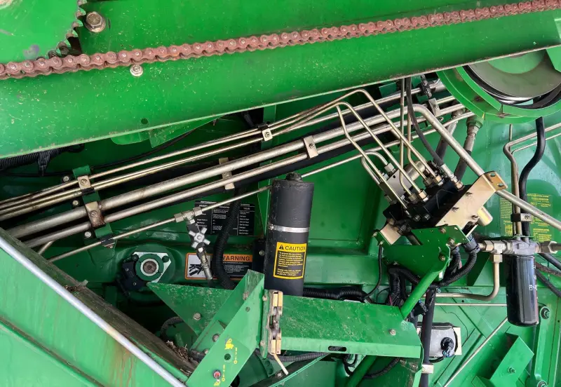 2001 John Deere 9550 photo 37