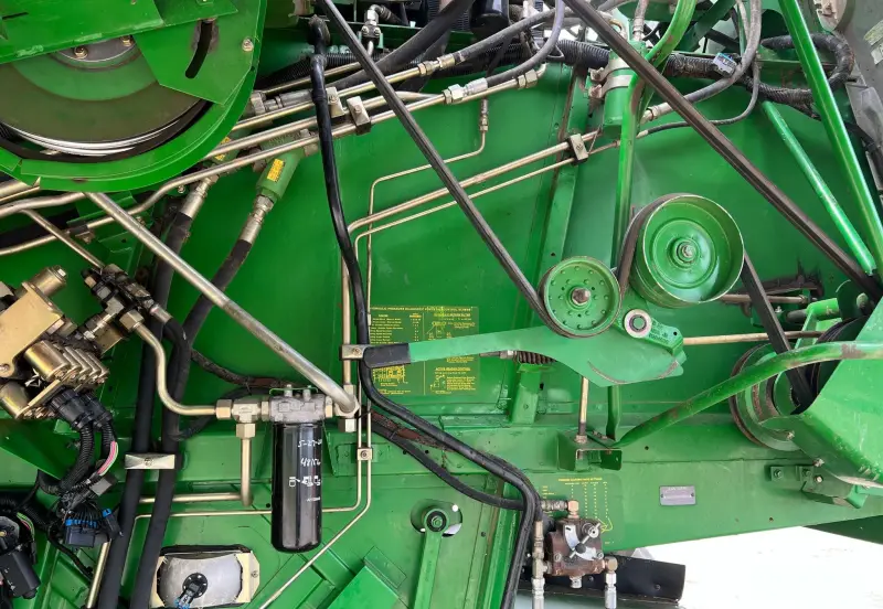 2001 John Deere 9550 photo 40