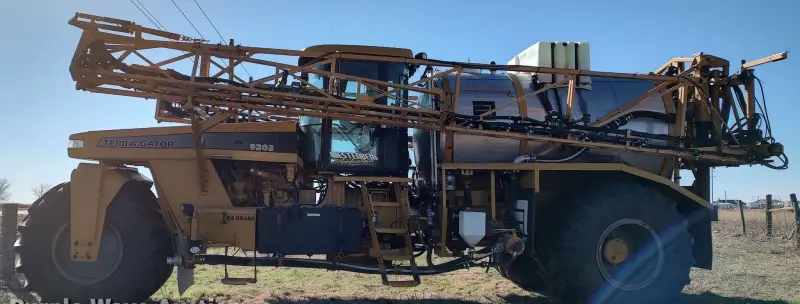 2010 Ag-Chem TerraGator 9203 photo 8