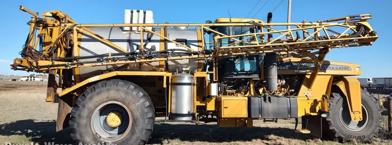 2010 Ag-Chem TerraGator 9203 photo 23