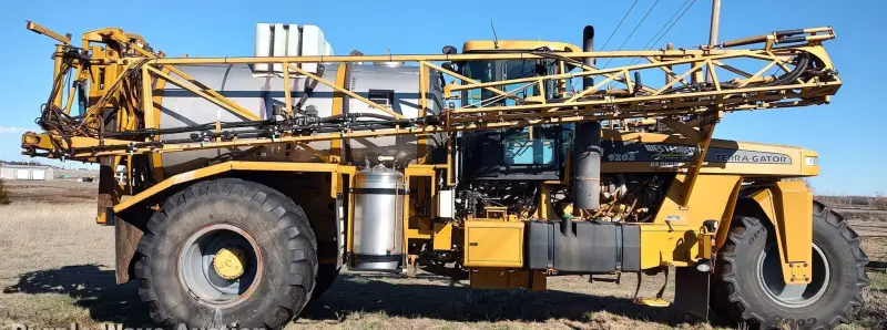 2010 Ag-Chem TerraGator 9203 photo 4