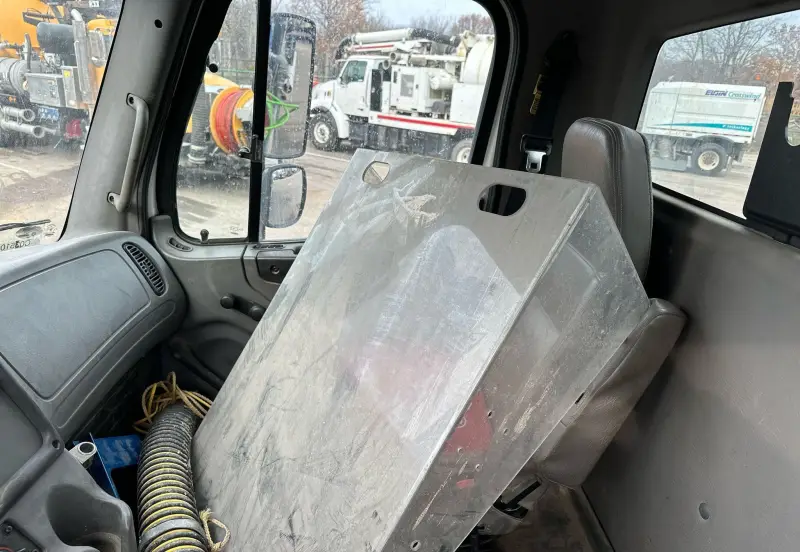 2007 Freightliner Business Class M2 106 photo 88