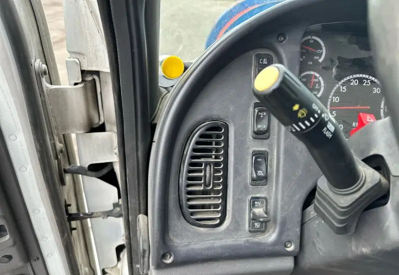 2007 Freightliner Business Class M2 106 photo 83
