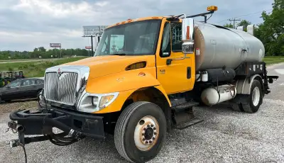 2006 International 7400
