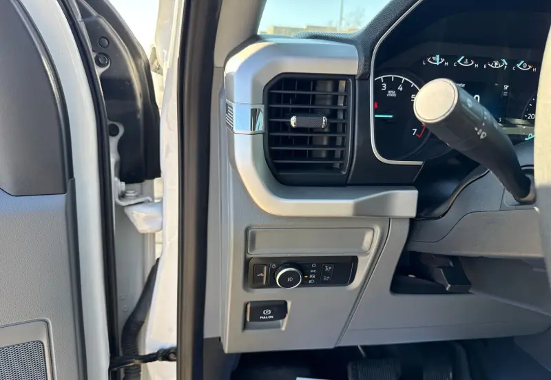 2022 Ford F150 photo 34