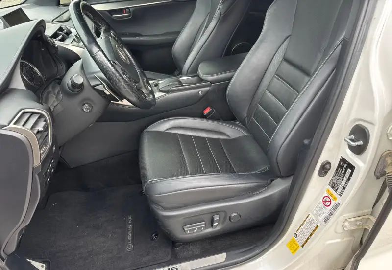2015 Lexus NX 200T Sport photo 13
