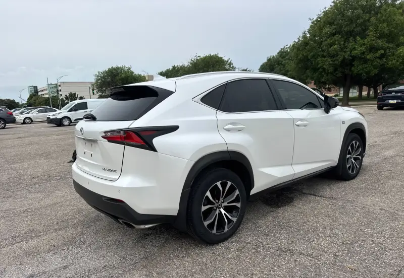 2015 Lexus NX 200T Sport photo 5