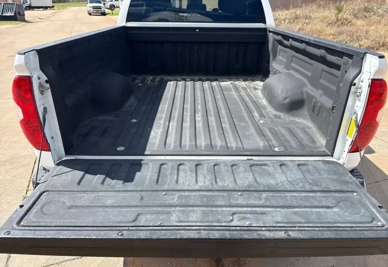 2020 Toyota Tundra photo 13