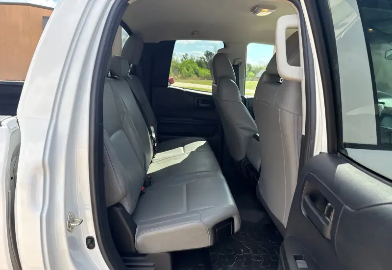 2020 Toyota Tundra photo 43
