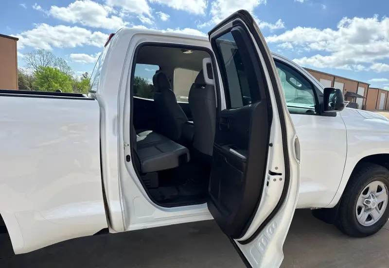 2020 Toyota Tundra photo 40