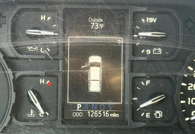 2020 Toyota Tundra photo 25