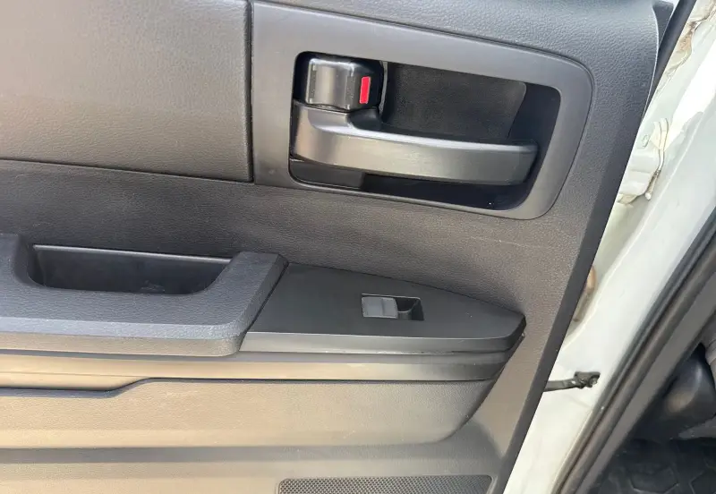 2020 Toyota Tundra photo 32