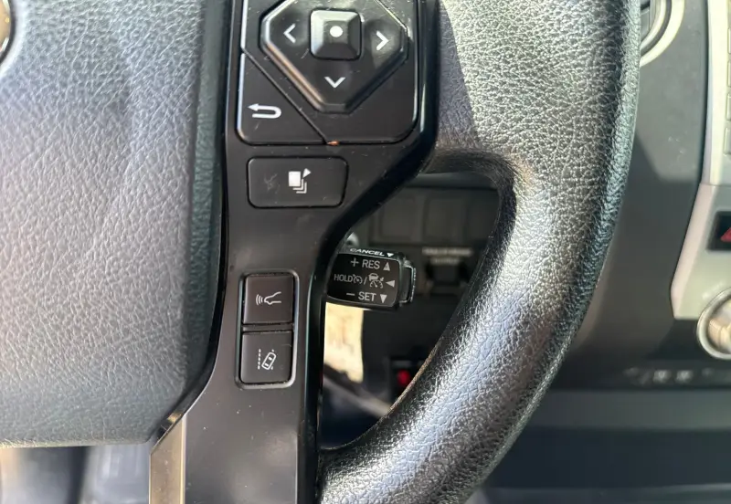 2020 Toyota Tundra photo 23