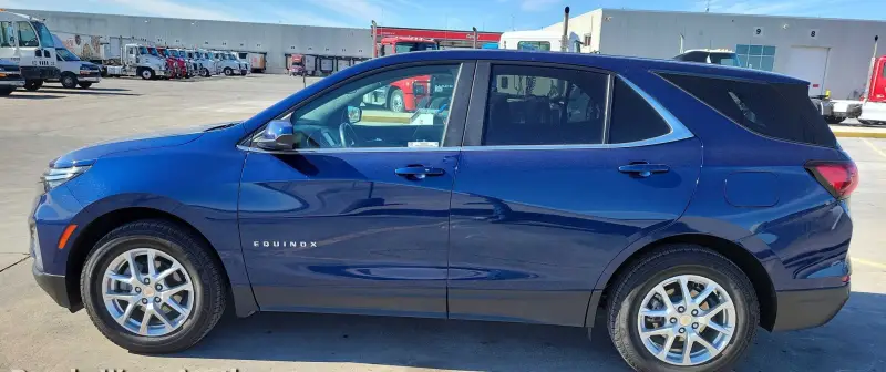 2023 Chevrolet Equinox photo 8