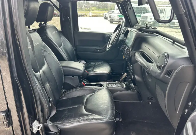 2014 Jeep Wrangler photo 39