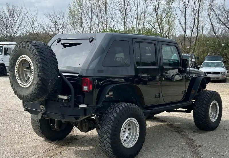 2014 Jeep Wrangler photo 5