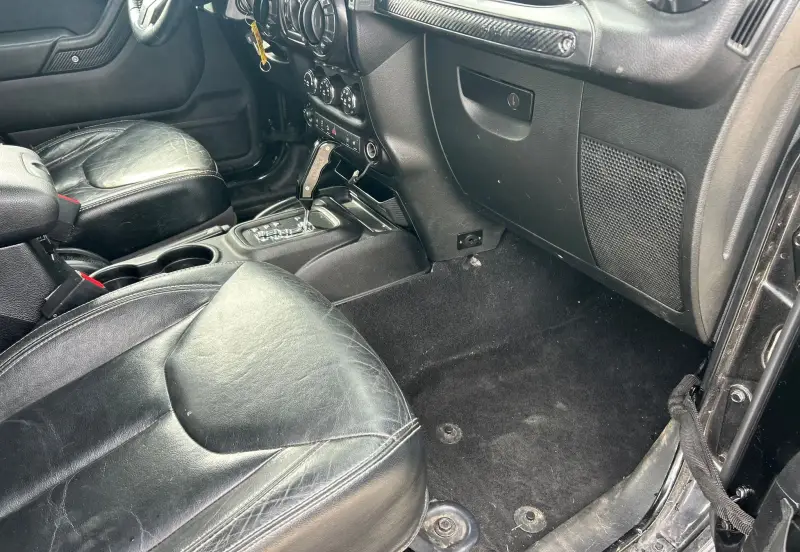 2014 Jeep Wrangler photo 40