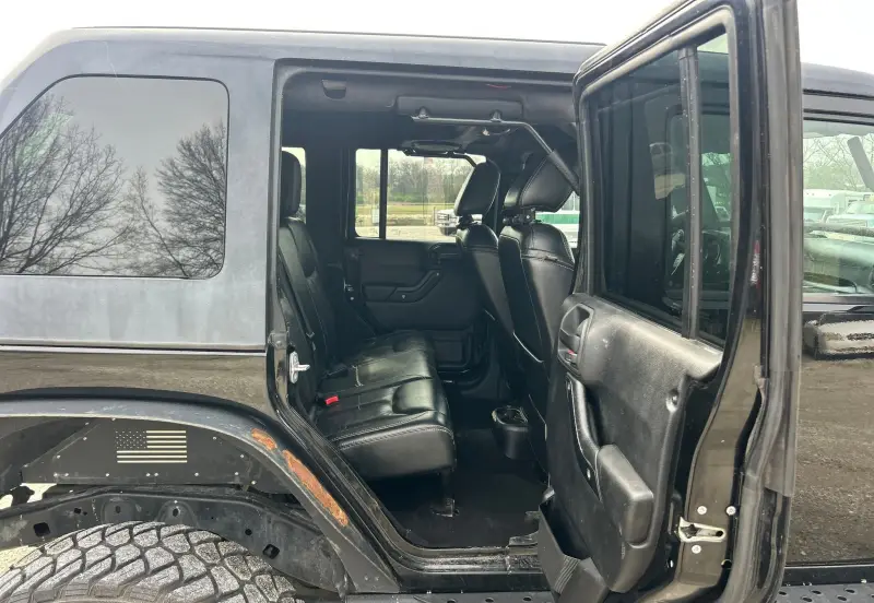 2014 Jeep Wrangler photo 34