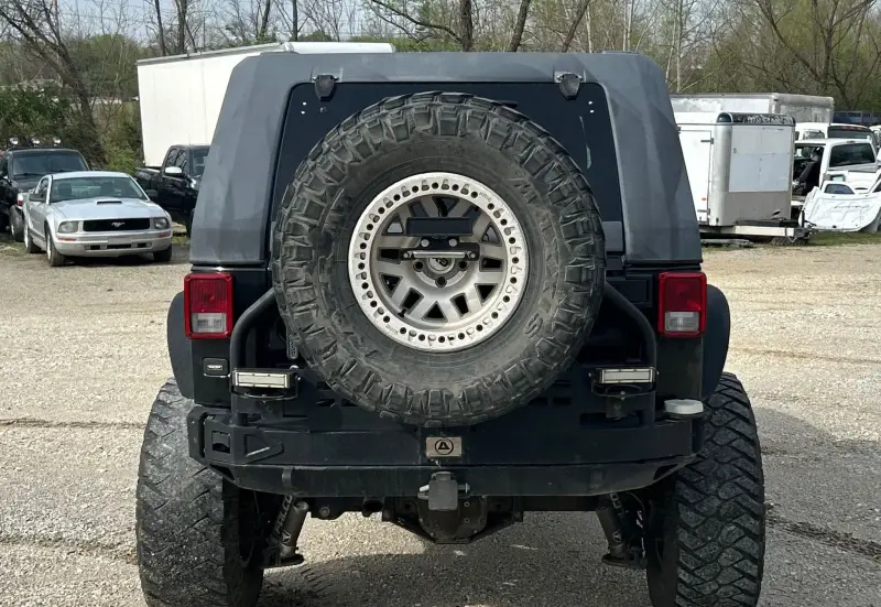 2014 Jeep Wrangler photo 6