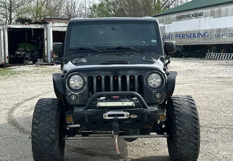 2014 Jeep Wrangler photo 2