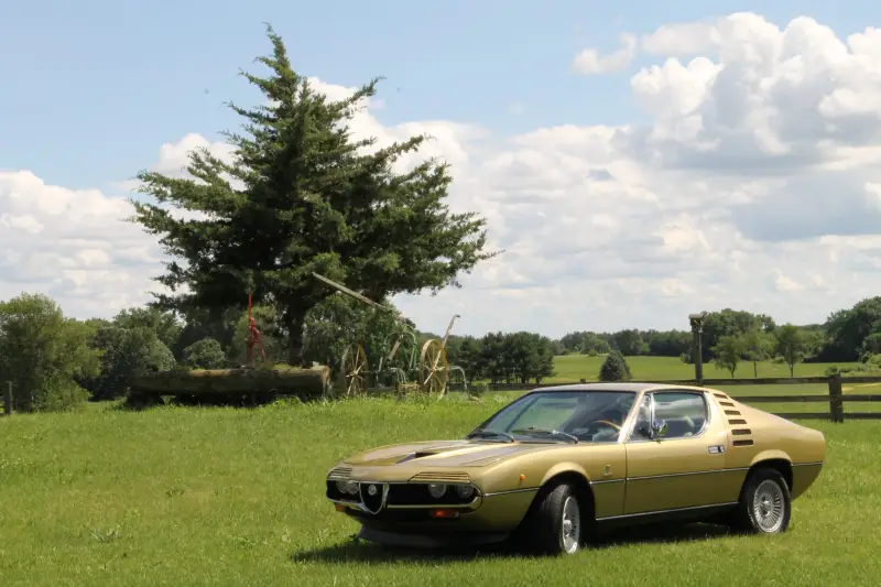1972 Alfa Romeo Montreal photo 18