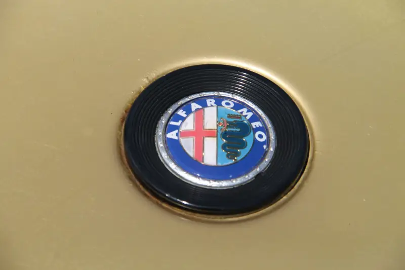 1972 Alfa Romeo Montreal photo 37