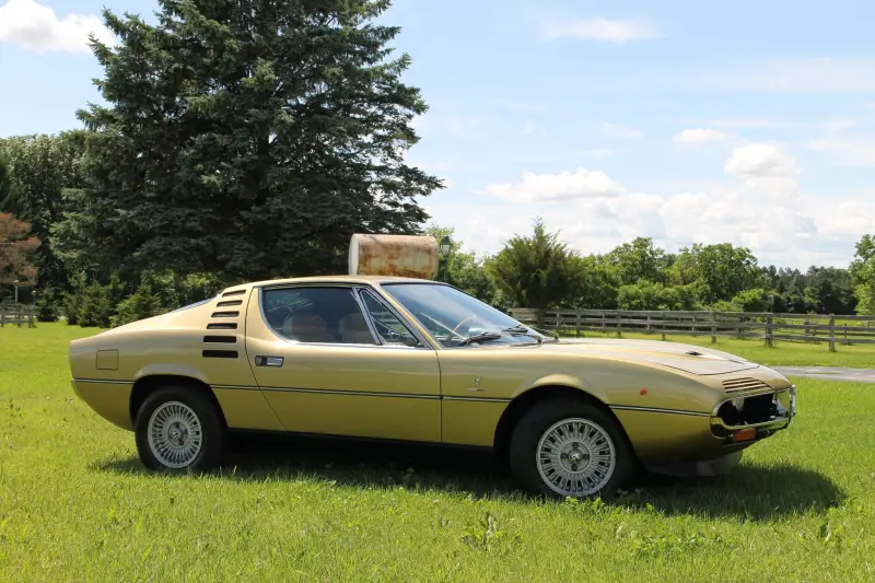 1972 Alfa Romeo Montreal photo 29