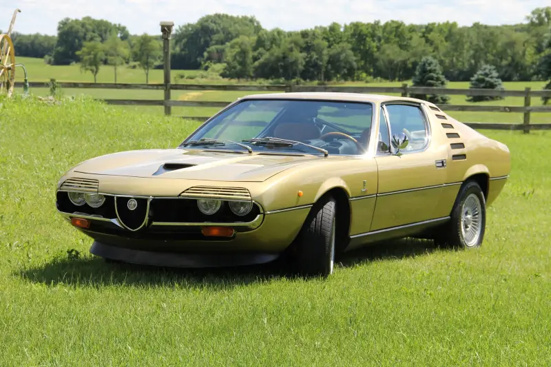 1972 Alfa Romeo Montreal photo 20