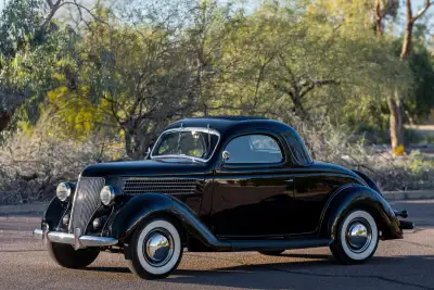 1936 Ford Model 68 Deluxe