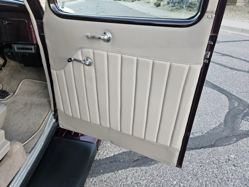 1936 Plymouth P2 DeLuxe photo 41