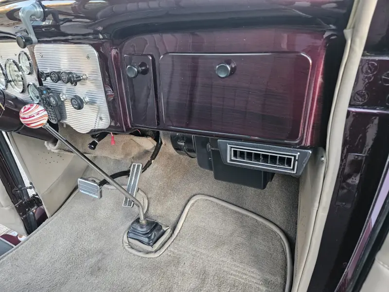 1936 Plymouth P2 DeLuxe photo 42