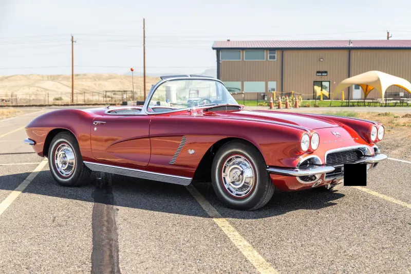 1962 Chevrolet Corvette photo 3