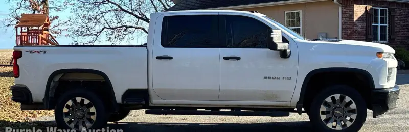 2023 Chevrolet Silverado 2500HD photo 4