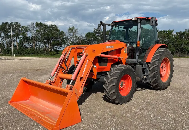 2013 Kubota M135GX photo 1