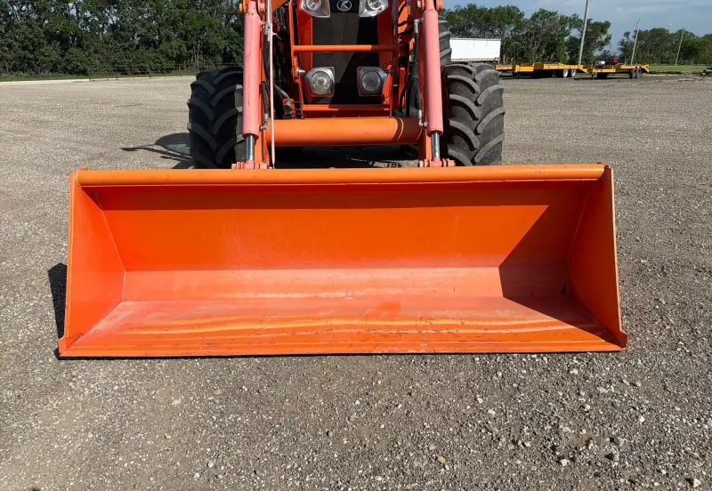 2013 Kubota M135GX photo 12