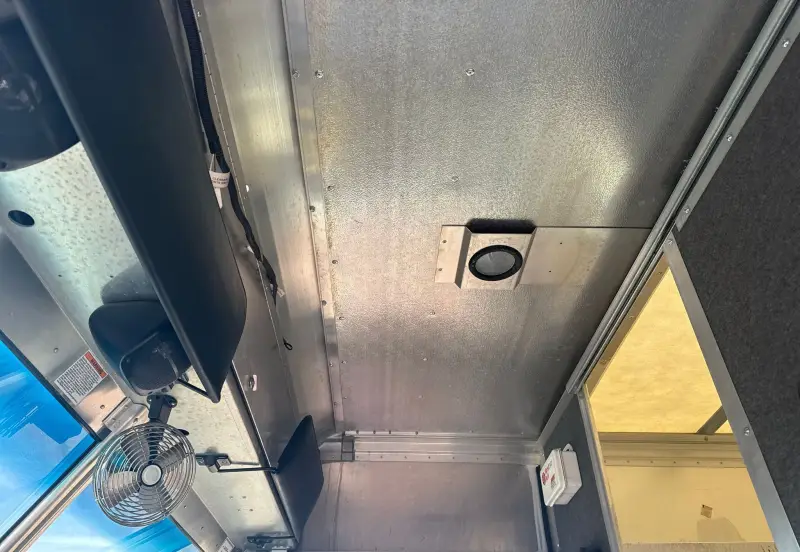 2022 Ford Utilimaster photo 40