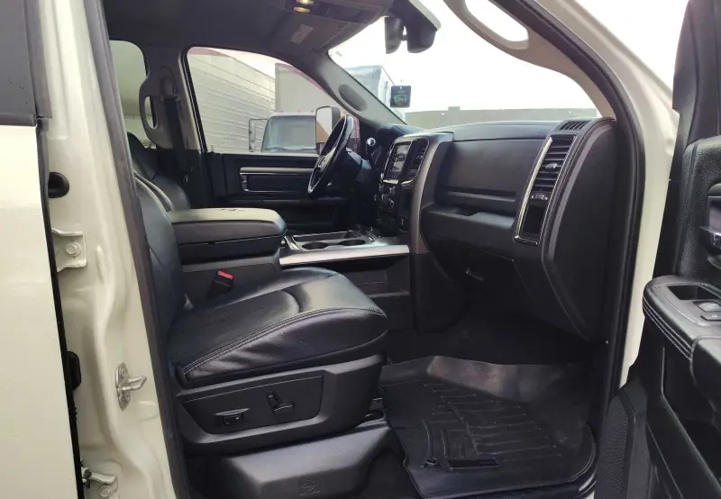 2018 RAM 2500 Laramie photo 32