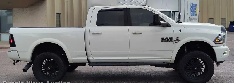 2018 RAM 2500 Laramie photo 4