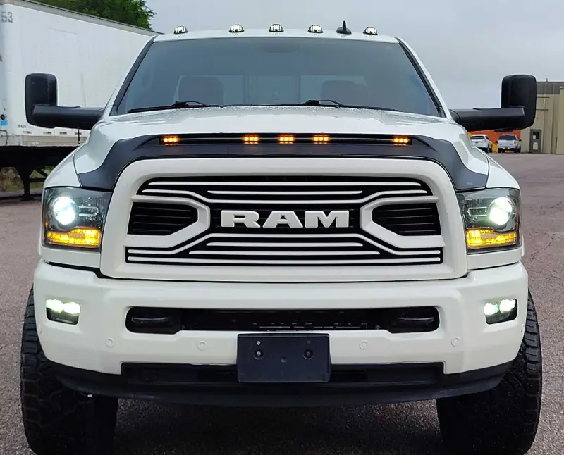 2018 RAM 2500 Laramie photo 2
