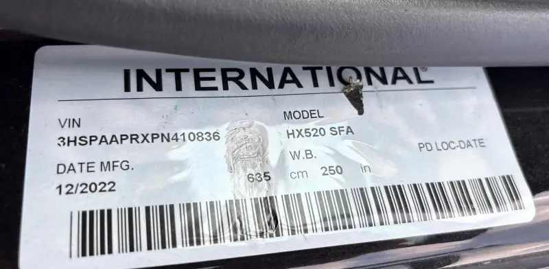 2023 International HX520 photo 131