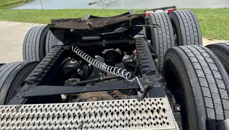 2019 Peterbilt 389 photo 13