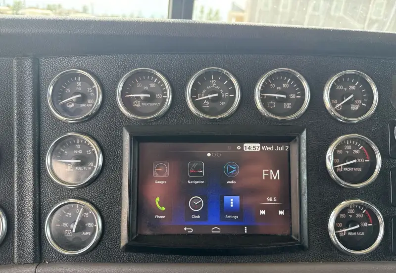 2019 Peterbilt 389 photo 35