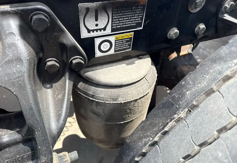 2019 Peterbilt 389 photo 83