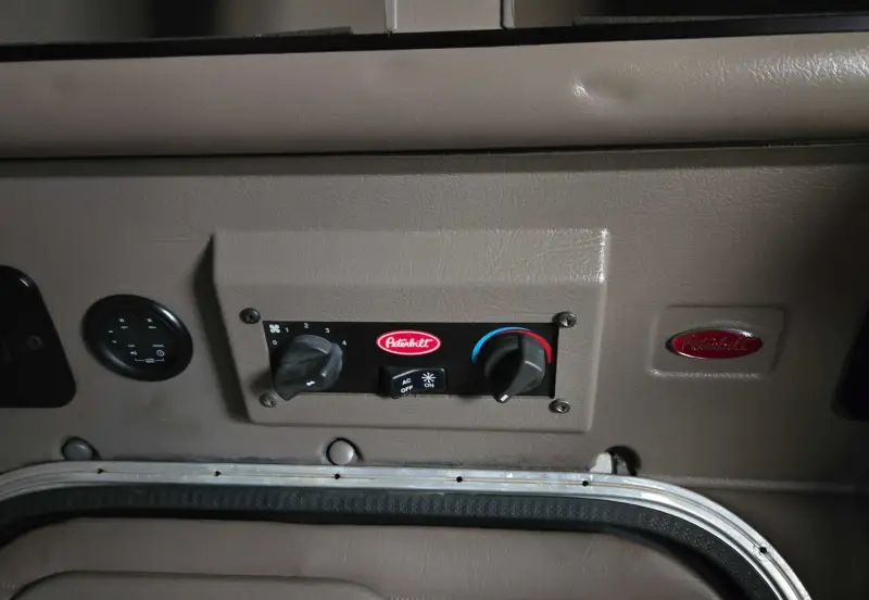 2007 Peterbilt 379 photo 87
